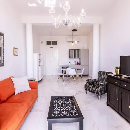 Collection - Grand Harbour 9a *