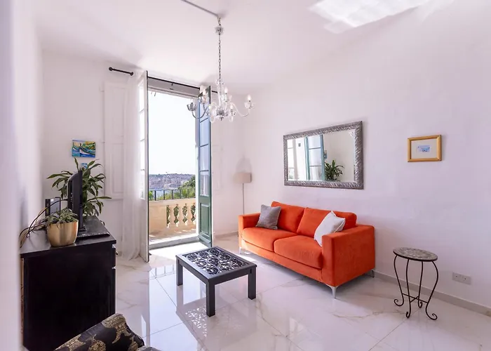 Collection - Grand Harbour 9a