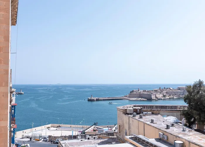 Collection - Grand Harbour 9a