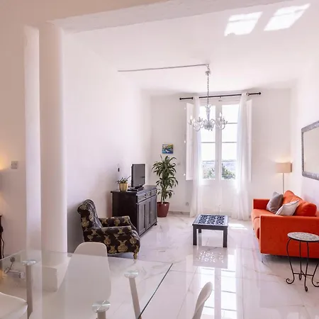 Collection - Grand Harbour 9a