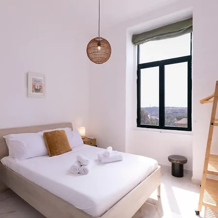 Collection - Grand Harbour 9a