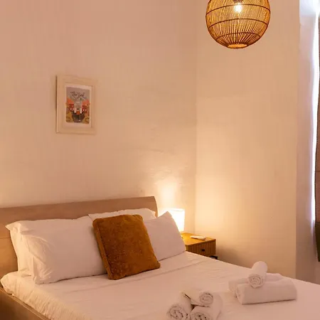 Collection - Grand Harbour 9a *