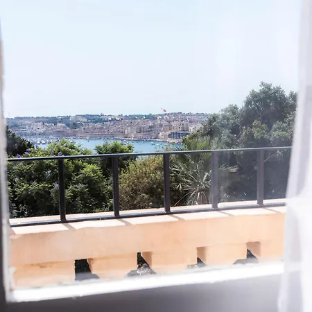 Collection - Grand Harbour 9a * Valeta