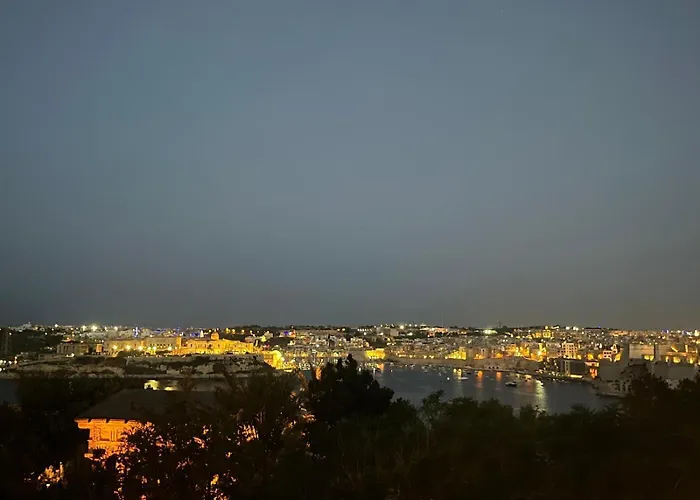 Collection - Grand Harbour 9a Διαμέρισμα *